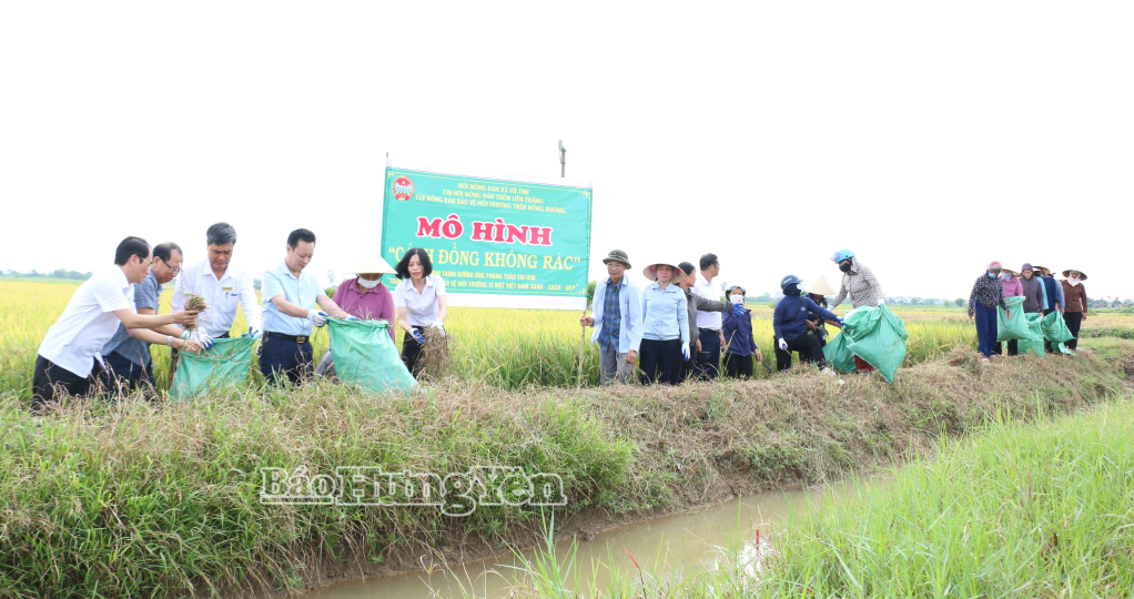 Hưng Yên: Ra quân hưởng ứng phong trào thi đua “Toàn dân chung tay bảo vệ môi trường vì một Việt Nam xanh - sạch - đẹp”